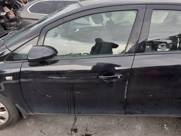 DVEŘE LEVÉ PŘEDNÍ OPEL CORSA D 5D