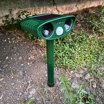 Солнечный ультразвуковой отпугиватель животных для сада, водонепроницаемый.