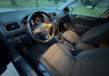 Volkswagen Golf VI Hatchback 5d 1.6 102KM 2009 Volkswagen Golf Niski przebieg, bezwypadkowy, bardzo zadbany 1.6 Benzyna, zdjęcie 15
