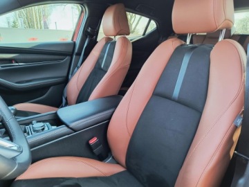 Mazda 3 IV Hatchback 2.0 SkyActiv-X 186KM 2025 Mazda 3 2.0 mHEV 186KM Nagisa Bose Salon PL Gwaran, zdjęcie 10