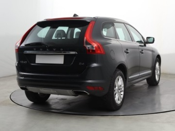Volvo XC60 I SUV Facelifting 2.0 D4 DRIVE-E 190KM 2015 Volvo XC60 D4, 187 KM, Automat, Skóra, Navi, zdjęcie 4