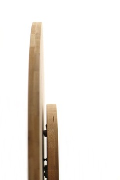 Круглая вращающаяся бамбуковая доска.