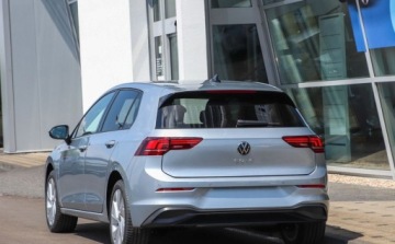 Volkswagen Golf VIII Hatchback Facelifting 1.5 TSI 116KM 2026 Volkswagen Golf Life Plus, tapicerka Art Velours, Pakiet Zimowy, od reki, zdjęcie 2