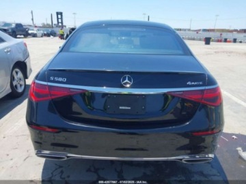 Mercedes Klasa S W223/V223 2022 Mercedes-Benz Klasa S 580 4Matic 2022 4.0l 4.0 Benzyna 496KM, zdjęcie 4