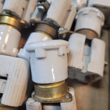 Предохранитель с цоколем 500V 25A TYPE 488 плавкая вставка