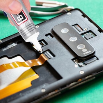 МОНТАЖНЫЙ КЛЕЙ B-7000 УНИВЕРСАЛЬНЫЙ СИЛЬНЫЙ 15 МЛ ДЛЯ ЖК-ДИСПЛЕЕВ