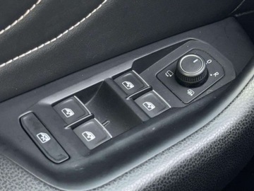 Volkswagen Arteon Fastback Facelifting 2.0 TSI 190KM 2023 Volkswagen Arteon 2.0 TSI 190 KM Elegance DSG, Serwis ASO, Gwarancja, FV23, zdjęcie 31