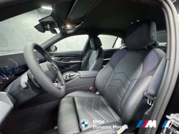 BMW Seria 5 G90-91 Touring 2.0 520d 197KM 2025 BMW Seria 5 20d xDrive Sedan 197 KM mHEV - DEMO 2025 - M Pro - Wentylacja, zdjęcie 14