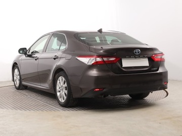 Toyota Camry IX Sedan 2.5 Hybrid Dynamic Force 218KM 2020 Toyota Camry 2.5 Hybrid, Salon Polska, zdjęcie 3