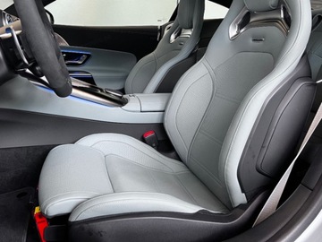 Mercedes AMG GT C190 Coupe 4d Facelifting 4.0 63 585KM 2024 MERCEDES-BENZ AMG GT 63 4Matic+ Coupe 4.0 (585KM) 2025, zdjęcie 5