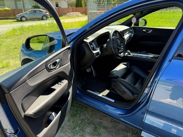 Volvo XC60 II Crossover D5 235KM 2020 Volvo XC 60 2.0D5 235KM R-Design Najbogatsza wersj, zdjęcie 7