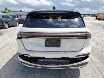 Lincoln 2024 Lincoln Nautilus Reserve 2024 2.0l 2.0 Hybryda 250KM, zdjęcie 2