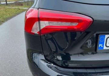 Ford Focus IV Kombi 1.0 EcoBoost 125KM 2019 Ford Focus 1,0 Benz. 125 KM, Automat, Zarejestrowany Benzyna 125KM, zdjęcie 3