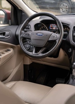 Ford Escape III 2.0 EcoBoost 243KM 2016 Ford Escape Ford Escape II 2.0 EcoBoost AWD Titanium 242KM 2.0 Benzyna, zdjęcie 13