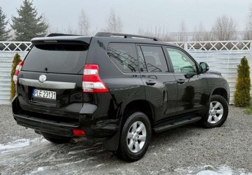 Toyota Land Cruiser VI MPV Faceliting 2.8 D-4D 177KM 2016 Toyota Land Cruiser Toyota Land Cruiser LC 2.8 D-4D Premium 2.8 Diesel, zdjęcie 2