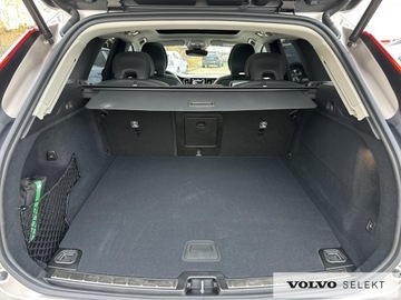 Volvo XC60 II 2024 Volvo XC 60 XC60 T6 Plug-In Hybrid AWD Ultra Dark, zdjęcie 32