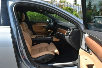 Volvo S90 II Sedan 2.0 T6 310KM 2018 Volvo S90 AWD 2.0 T6 310KM Inscription LONG 2018r., zdjęcie 17