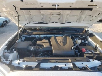 Toyota Tacoma II 2023 Toyota Tacoma 2023r., Double Cab, od ubezpieczalni 3.5 Benzyna 278KM, zdjęcie 10