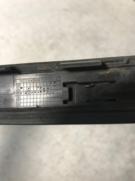 НАКЛАДКА ПЕРЕДНЕГО ОКНА ЛЕВАЯ CITROEN C4 I 96563474