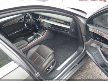 Audi A8 D5 2019 Audi A8 L 55 2019 3.0 Benzyna 335KM, zdjęcie 9