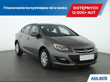 Opel Astra J Sedan 1.6 Twinport ECOTEC 115KM 2016 Opel Astra 1.6 16V, Salon Polska, Serwis ASO