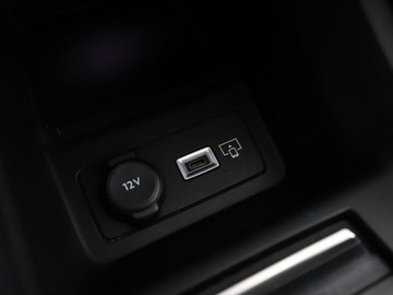 Peugeot 3008 II Crossover Facelifting  1.2 PureTech 130KM 2022 Peugeot 3008 Automat Navi Kamera cofania, zdjęcie 32