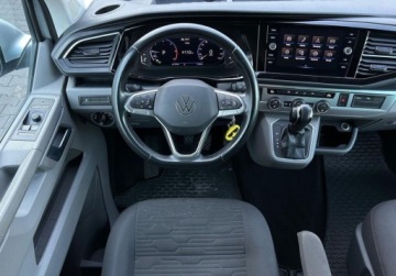 Volkswagen Caravelle T6 2022 Volkswagen Caravelle Comfortline L2 4Motion, ACC, Kamera cofania, Hak, LED, zdjęcie 4