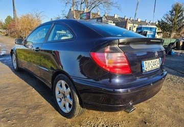 Mercedes Klasa C W203 Coupe W203 1.8 (C 200 Kompressor) 163KM 2002 Mercedes-Benz Klasa C Mercedes-Benz Klasa C 1.8 Benzyna 163KM, zdjęcie 3