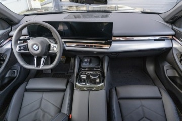BMW Seria 5 G90-91 Touring 2.0 520d 197KM 2026 BMW 520 xDrive Limuzyna - Dostępny od ręki!, zdjęcie 14