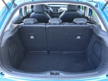 Citroen C3 II Hatchback facelifting 1.2 VTi 82KM 2016 Citroen C3 1.2 VTi, Klima, Tempomat, Parktronic, zdjęcie 11