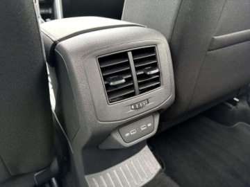 Volkswagen T-Roc I SUV Facelifting 1.5 TSI ACT 150KM 2024 Volkswagen T-Roc reflektory LED tempomat ACC podgrzewane fotele Digita, zdjęcie 25