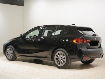 BMW Seria 1 F70 2026 116 Hatchback 1.5 (122KM) 2026, zdjęcie 2