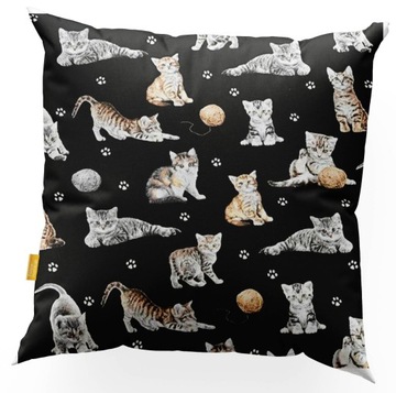 Poszewka na poduszkę jasiek 40x40 cm .koty na czarnym tle.