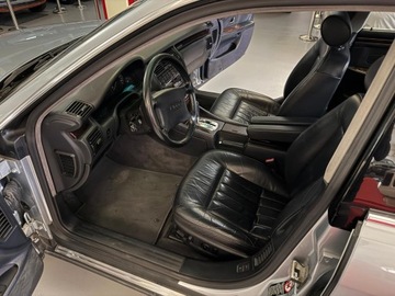 Audi A8 D2 Sedan 3.7 quattro 230KM 1997 Audi A8 (D2) 3.7 V8 Quattro - 1997 Elegancja, moc i niemiecka precyzja, zdjęcie 4