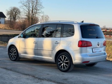 Volkswagen Touran II 1.6 TDI 105KM 2014 Volkswagen Touran Raty Panorama Automat DSG Klimatronic Navi 7 osobowy Za, zdjęcie 24