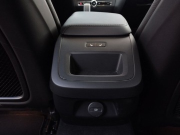 Volvo 2024 Volvo V60 Cross Country Plus B5 B AWD automat 250KM - FV23, GWARANCJA 2.0, zdjęcie 28