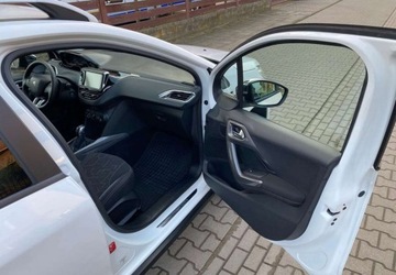 Peugeot 2008 I SUV Facelifting 1.2 PureTech 82KM 2017 Peugeot 2008 Peugeot 2008 PureTech 82 Style 1.2 Benzyna 82KM, zdjęcie 11