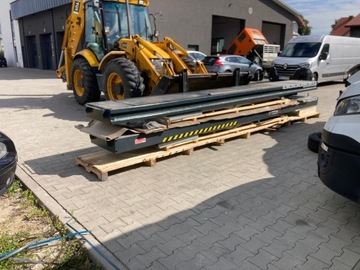 Ножничный подъемник Ravaglioli RAV650N.2.55ISI, немедленная возможность / полцены