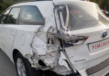 Toyota Auris II 2017 Toyota Auris Okazja 1.8 Hybryda 98KM, zdjęcie 7