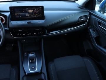 Nissan Qashqai III Crossover 1.3 DIG-T MHEV 158KM 2022 Nissan Qashqai 1.3 DIG-T MHEV, Salon Polska, zdjęcie 7