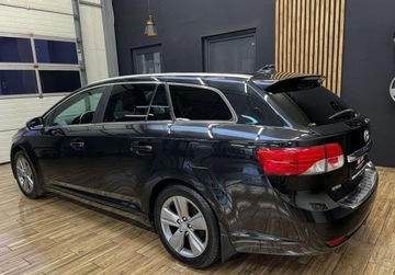 Toyota Avensis III Wagon Facelifting 1.8 Valvematic 147KM 2015 Toyota Avensis 1.8 147KM SKORAALCANTARA kamera manual BEZWYPADKOWA, zdjęcie 9