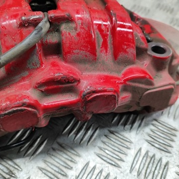 PORSCHE TAYCAN 9J1 2021 LEVÝ STRANA TŘMEN BRZDOVÝ PŘEDNÍ