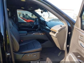 Cadillac Escalade III 2022 Cadillac Escalade Sport Platinum ESV 2022 6.2l 6.2 Benzyna 420KM, zdjęcie 7