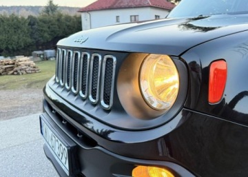 Jeep Renegade SUV 1.4 MultiAir 140KM 2016 Jeep Renegade Jeep Renegade 1.4 MultiAir Limited FWD SampS 1.4 Benzyna, zdjęcie 33