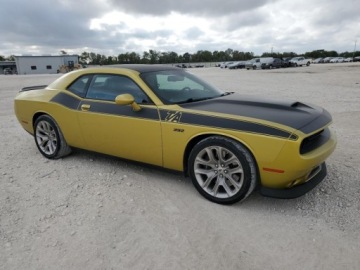 Dodge Challenger III 2020 Dodge Challenger RT Scat Pack 2020 6.4l 6.4 Benzyna 485KM, zdjęcie 4