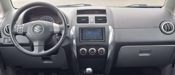 Suzuki SX4 I Hatchback 1.6 i 16V VVT 107KM 2006 Suzuki SX4 Suzuki SX4 1.6 VVT 4x2 Comfort 1.6 Benzyna 107KM, zdjęcie 12