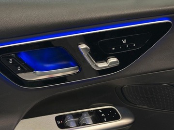 Mercedes GLC C254/X254 2025 GLC Coupe 200 d 4-Matic Avantgarde 2.0 (163KM) 2025, zdjęcie 8