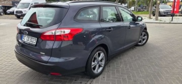Ford Focus III Kombi Facelifting 1.0 EcoBoost 125KM 2014 Ford Focus 1,0 Benzyna 125KM Aso Super Stan Import Raty Oplaty Benzyna, zdjęcie 3