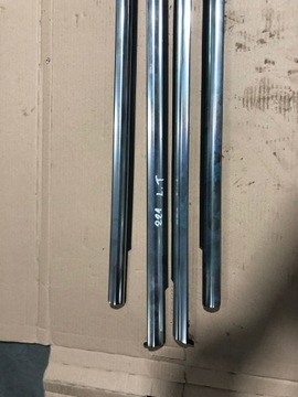 LIŠTA CHROM DVEŘNÍ MERCEDES W221 LONG FACELIFT