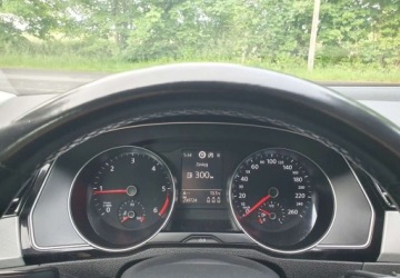 Volkswagen Passat B8 Variant 2.0 TDI BlueMotion SCR 150KM 2019 Volkswagen Passat Volkswagen Passat 2.0 TDI SCR DSG Business 2.0 Diesel, zdjęcie 11
